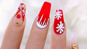 ¿Cómo lograr diseños de uñas acrílicas navideñas?